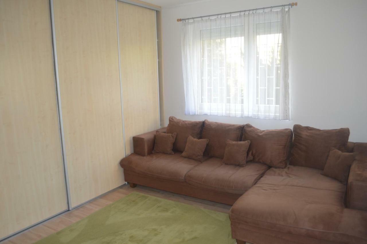 Telepes Apartman Будапеща Екстериор снимка